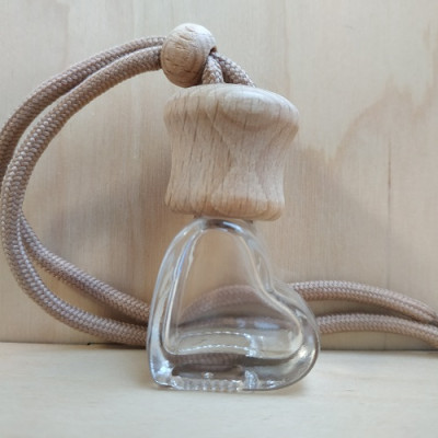 Стеклянный флакон с деревянной крышкой для автомобильного ароматизатора Сердце