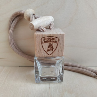 Стеклянный флакон с деревянной крышкой для автомобильного ароматизатора с логотипом Lamborghini