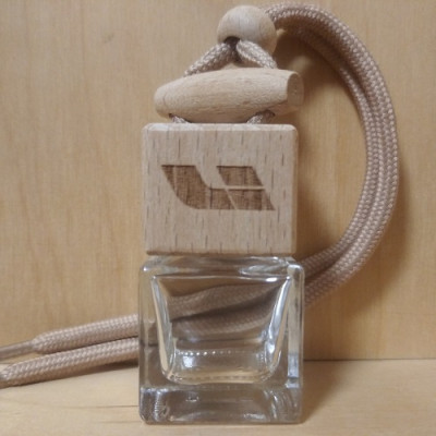 Стеклянный флакон с деревянной крышкой для автомобильного ароматизатора с логотипом Lixiang