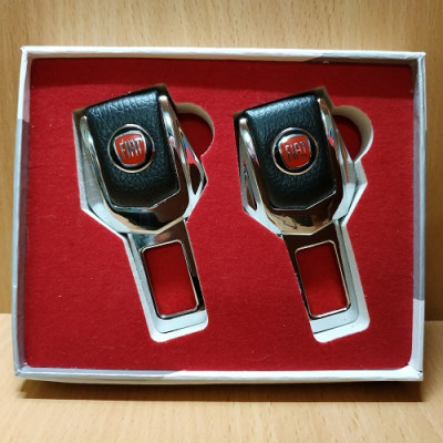 Заглушка ремня безопасности с логотипом Fiat