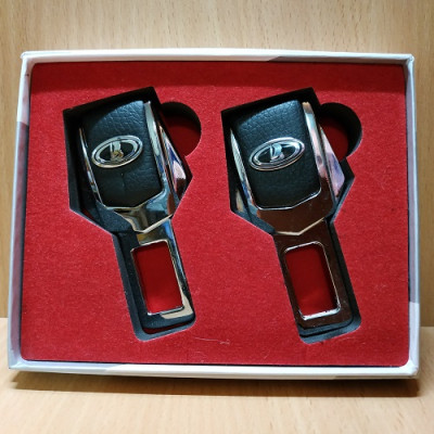 Заглушка ремня безопасности с логотипом LADA